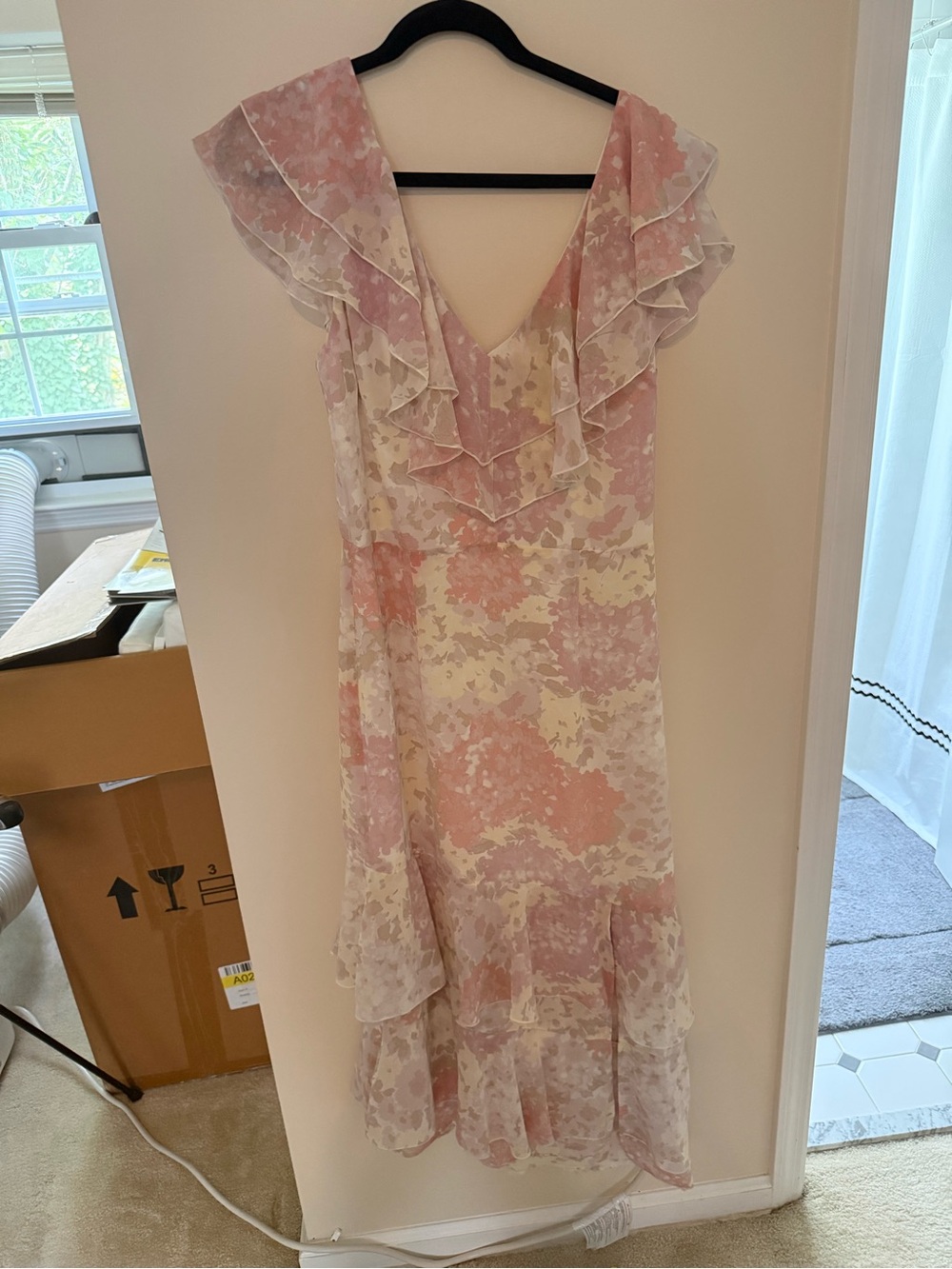 Wayf Soft Pink Floral Tiered Ruffle Maxi Dress Size L - Picture 4 of 7